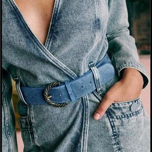 Sezane Ava Belt in denim in size 80